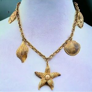 90s Royal Sea Kenneth J Lane for Avon Seashell Necklace Starfish. 24K Gold Tone